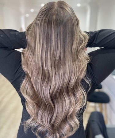 Blonde balayage