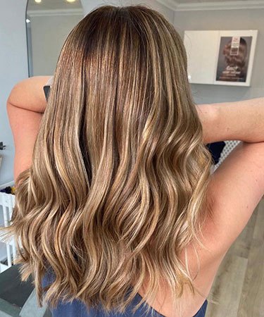 Colour & balayage 9