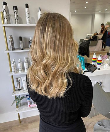 Colour & balayage 11