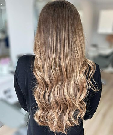 Colour & balayage 14