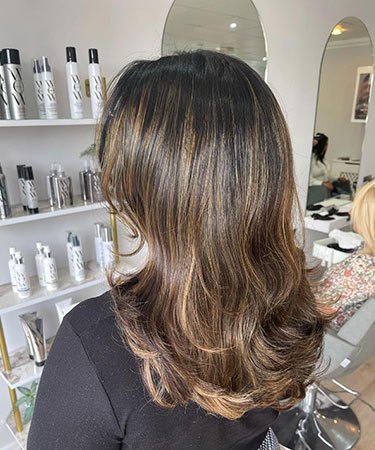 Colour & balayage 18