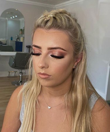 Make-up 7