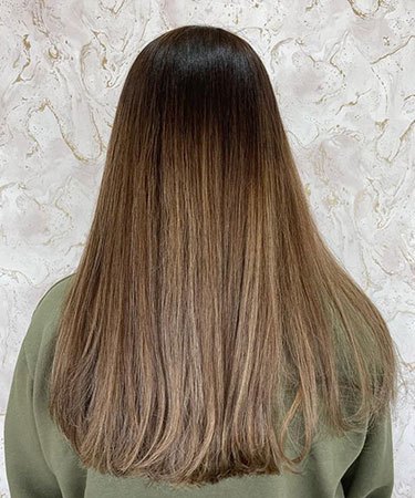 Colour & balayage 23