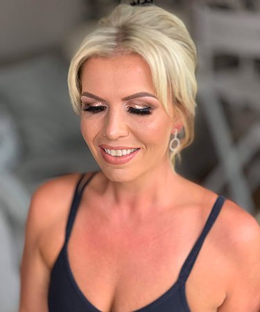 Bridal make-up