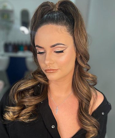 Best make up experts in Gravesend
